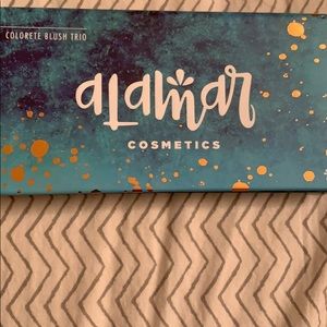 Alamar cosmetics blush trio palette